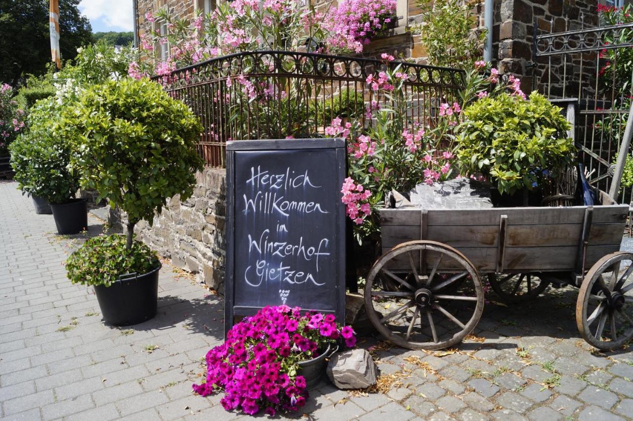 Winzerhof Gietzen Hotel Hatzenport Eksteriør billede